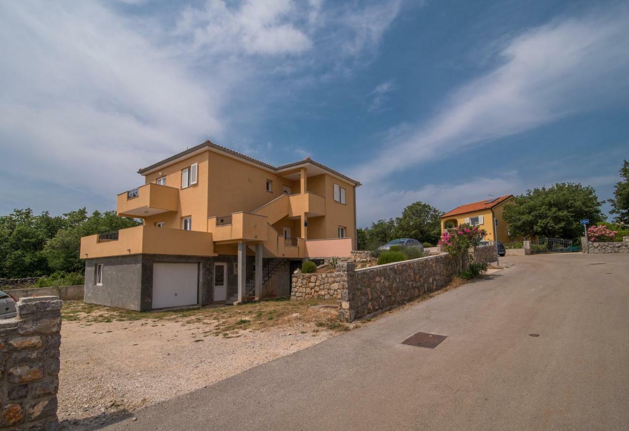 Apartments Sanjin Kornić Екстериор снимка
