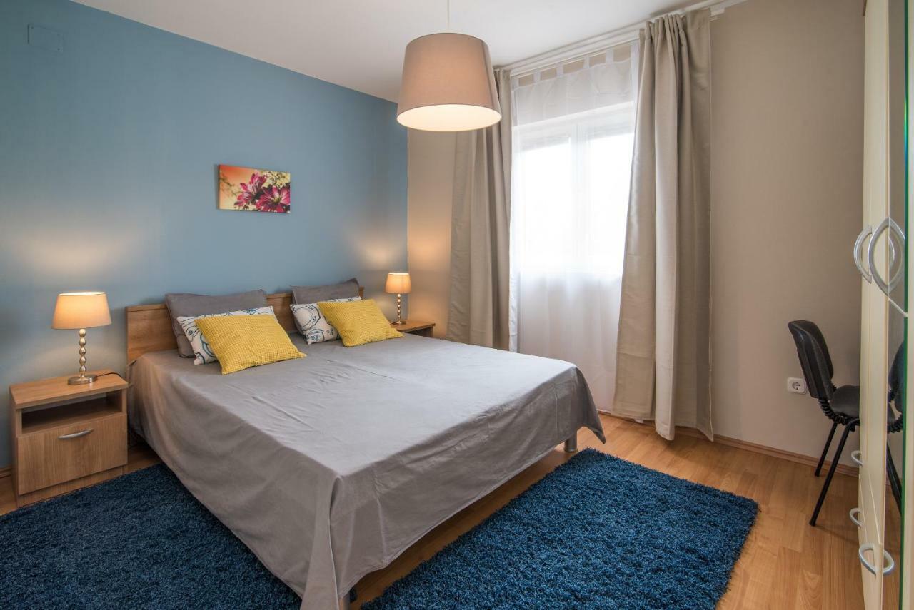 Apartments Sanjin Kornić Екстериор снимка