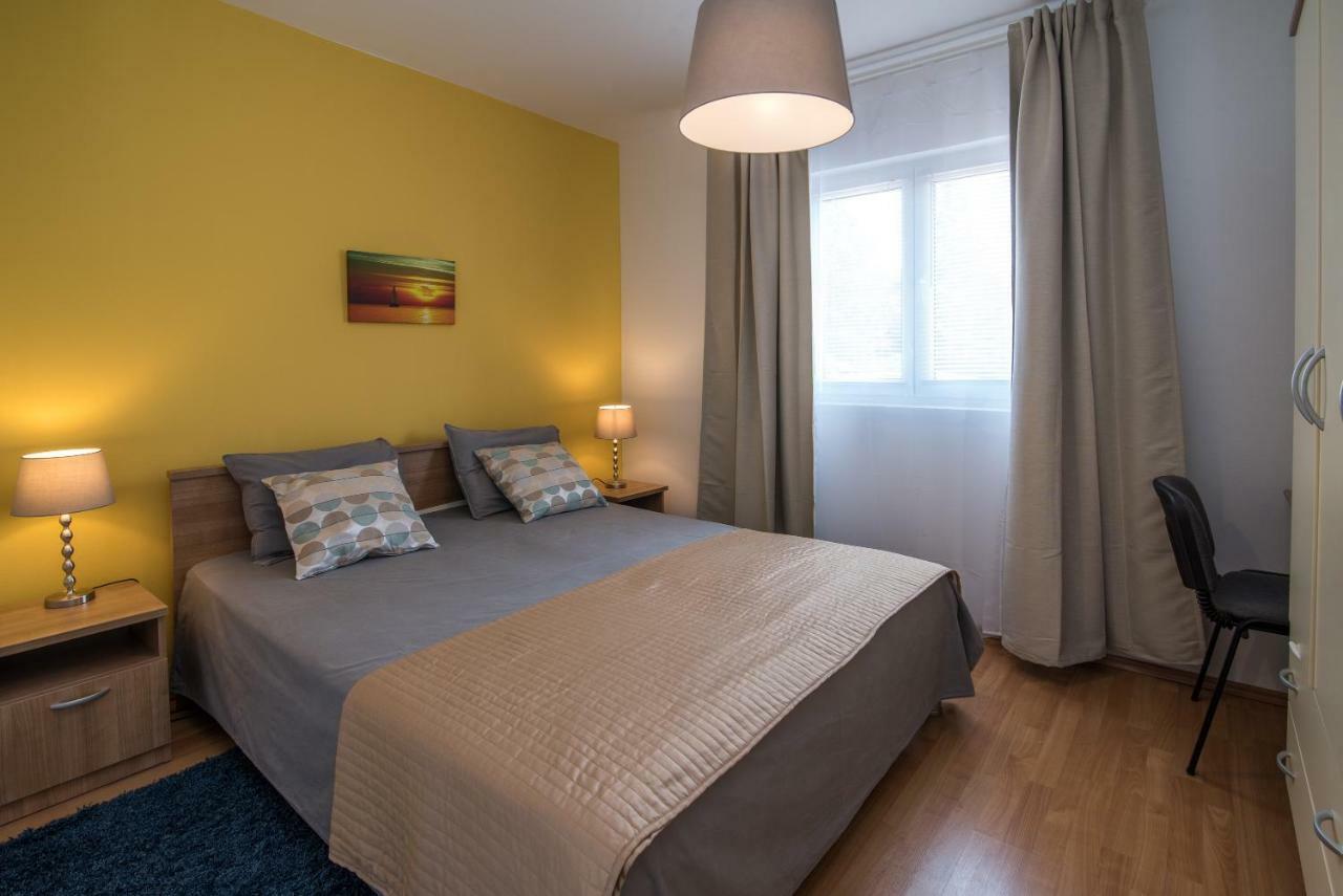 Apartments Sanjin Kornić Екстериор снимка