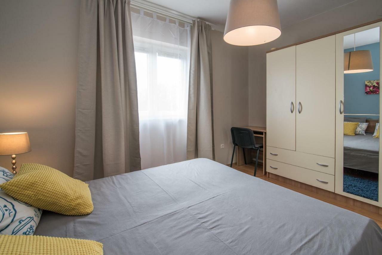 Apartments Sanjin Kornić Екстериор снимка