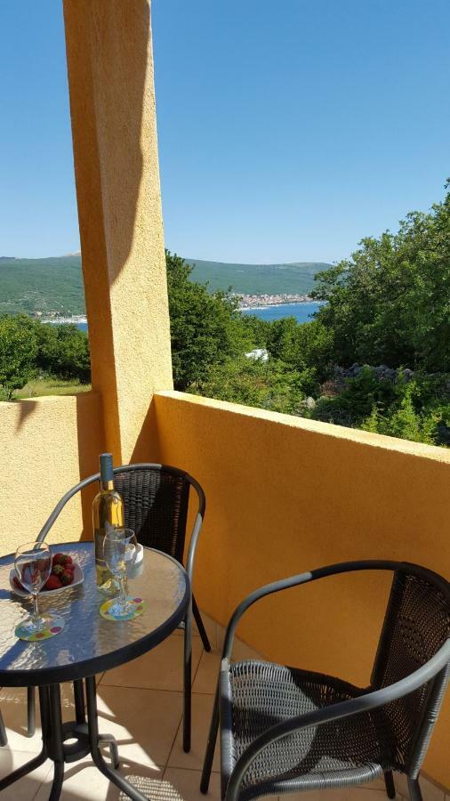 Apartments Sanjin Kornić Екстериор снимка