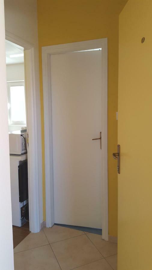 Apartments Sanjin Kornić Екстериор снимка